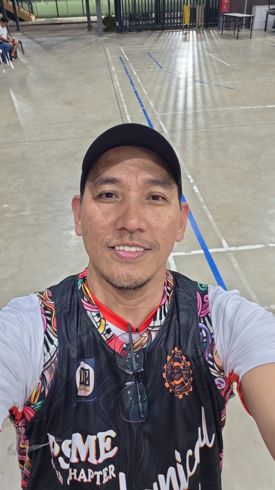 Voltaire Reyes