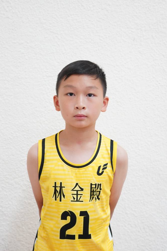 蟻廷軒