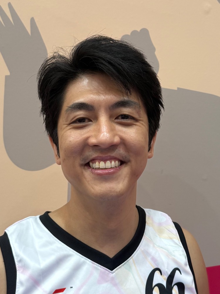 Amos Kwok