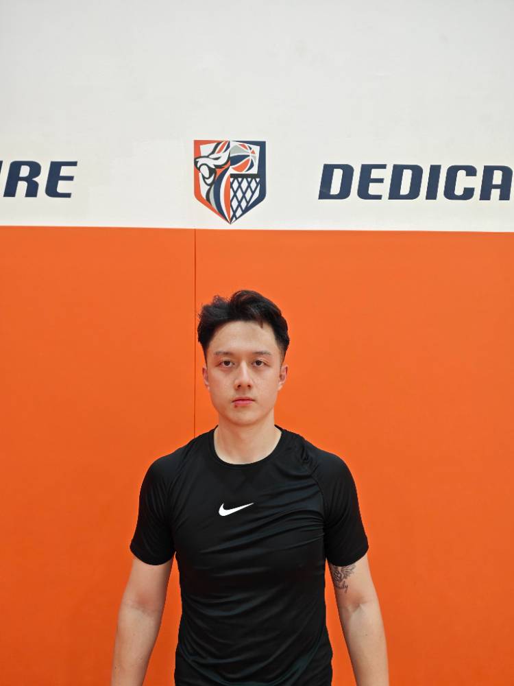 He Junjie